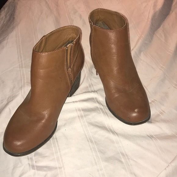 Forever 21 wide brown (plus size) boots - Picture 3 of 4